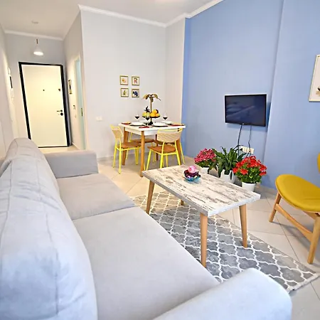 شقة Sunrise فلورا